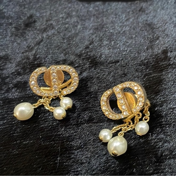 DIOR - Petit CD Earrings - Picture 3 of 4